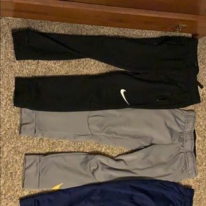 Lot of 4 pairs of Nike boys small track pants
